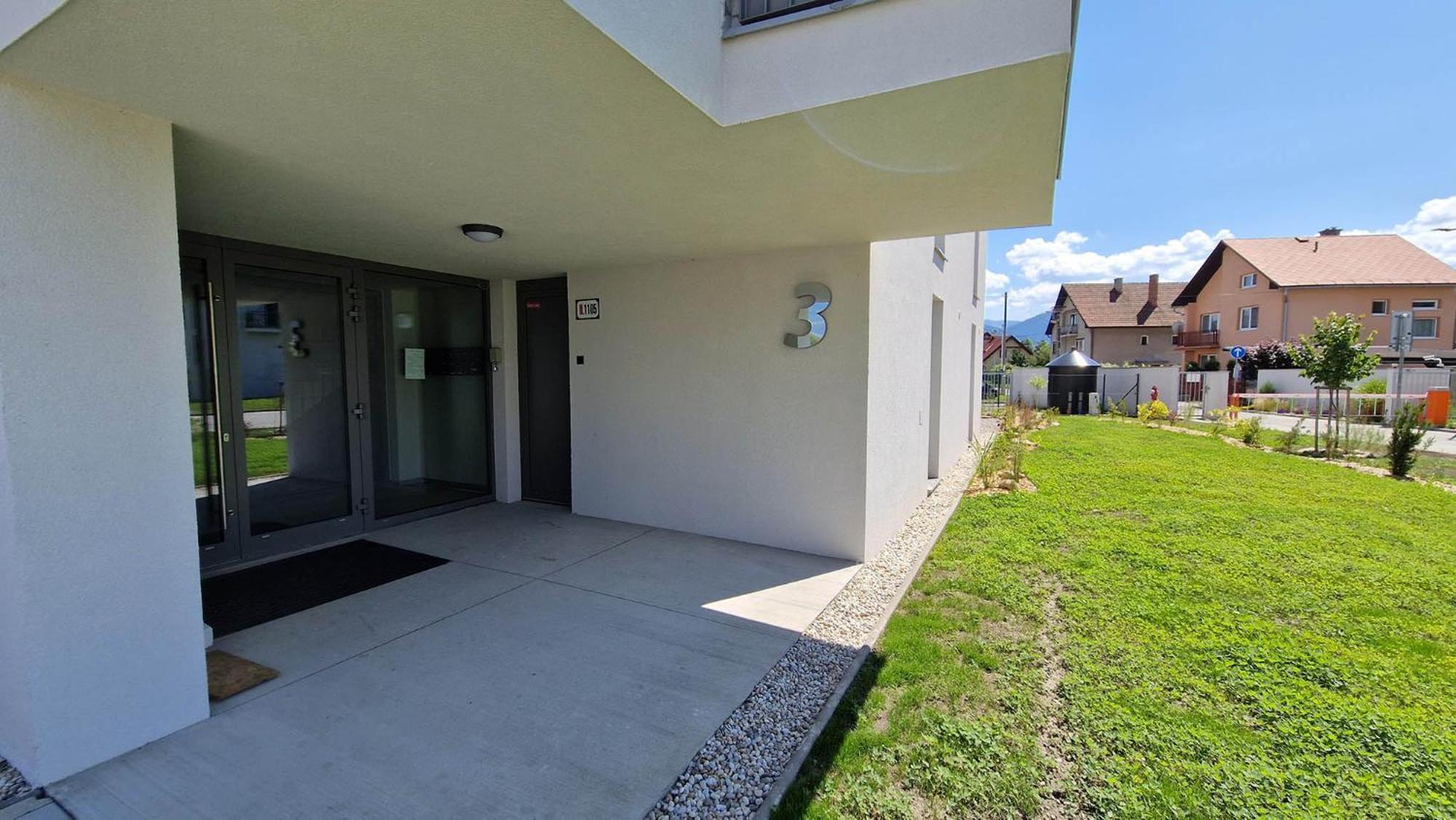 Hillshome - 84M2 Moderny Byt S Terasou Aj Saunou Liptovsky Mikulas Exterior photo